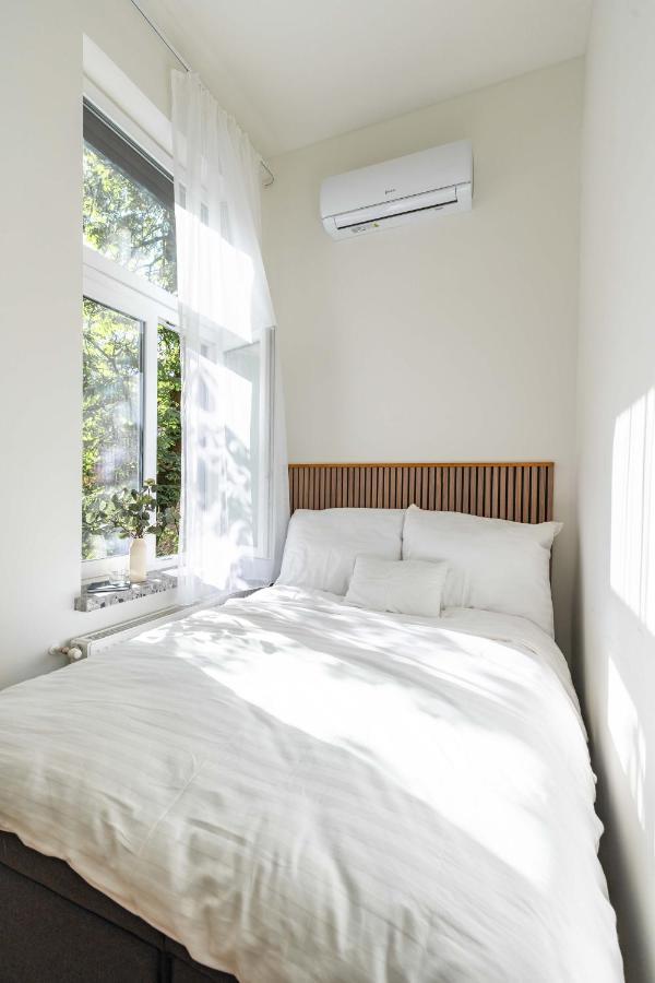 Modern Apartment French Balkony Budapeszt Zewnętrze zdjęcie