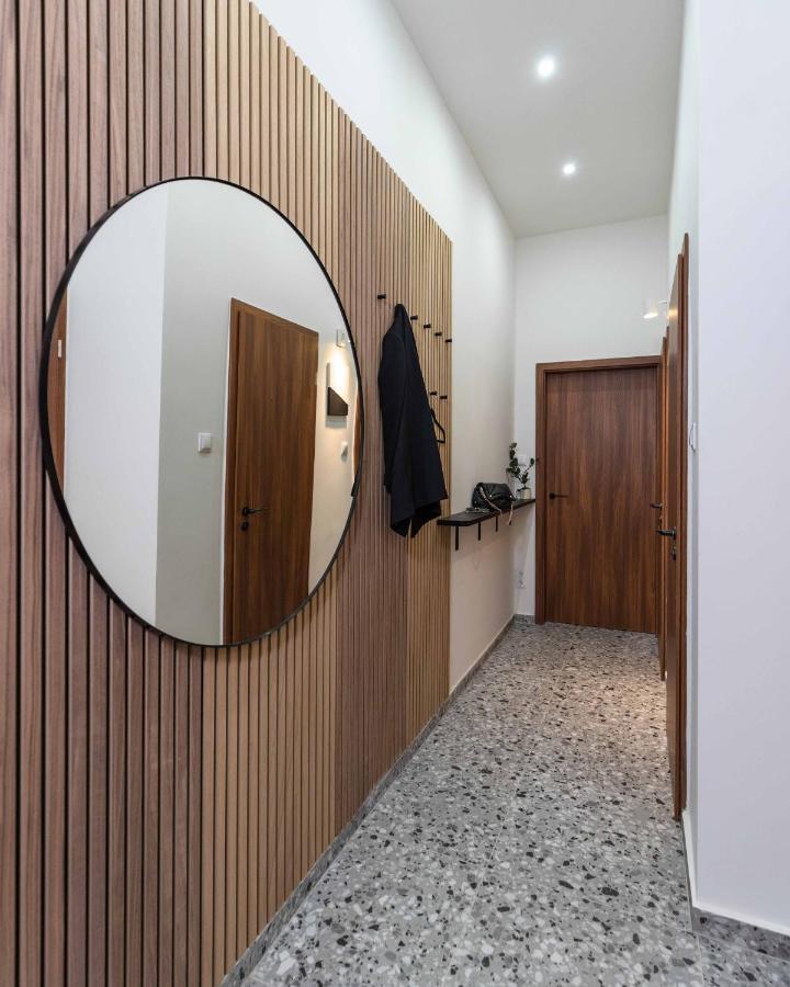 Modern Apartment French Balkony Budapeszt Zewnętrze zdjęcie
